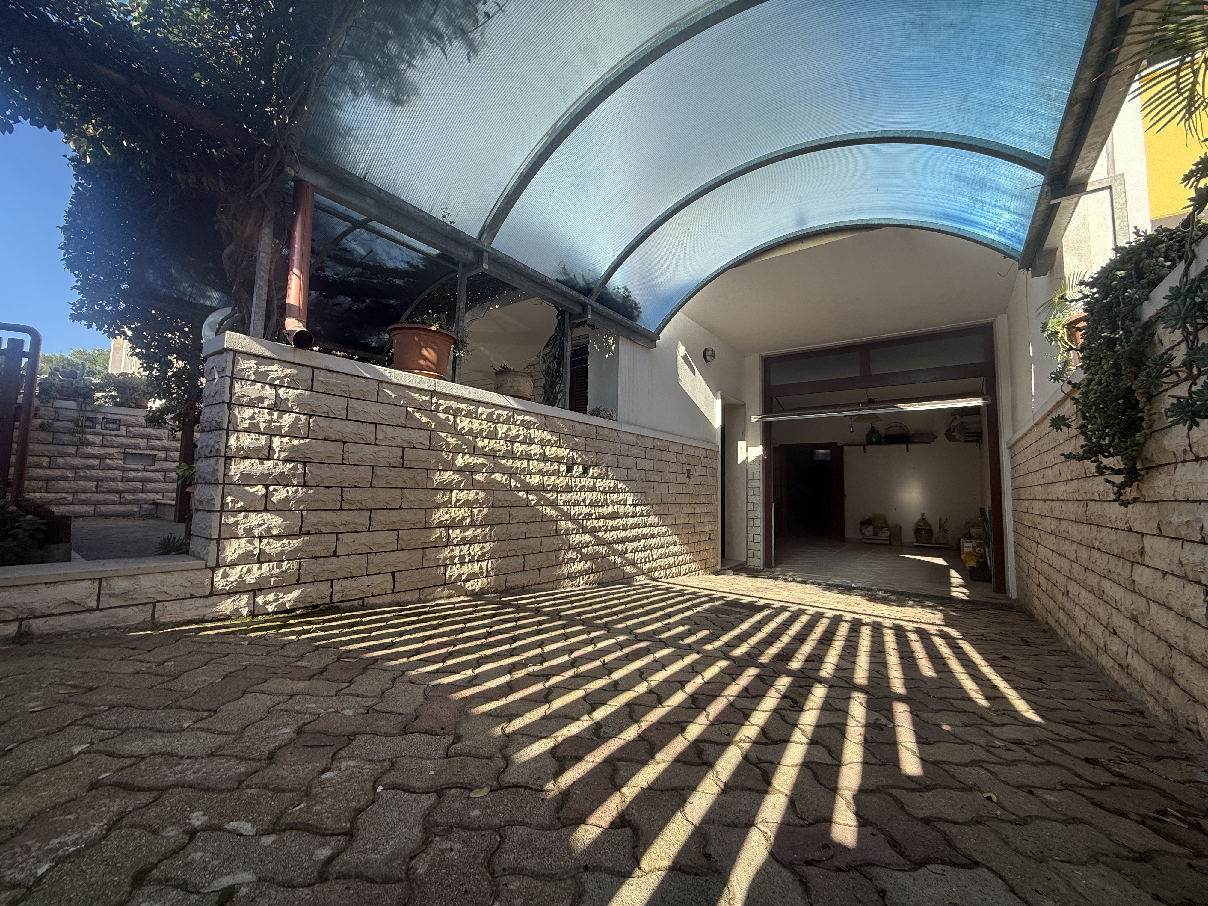 Thumbnail 15