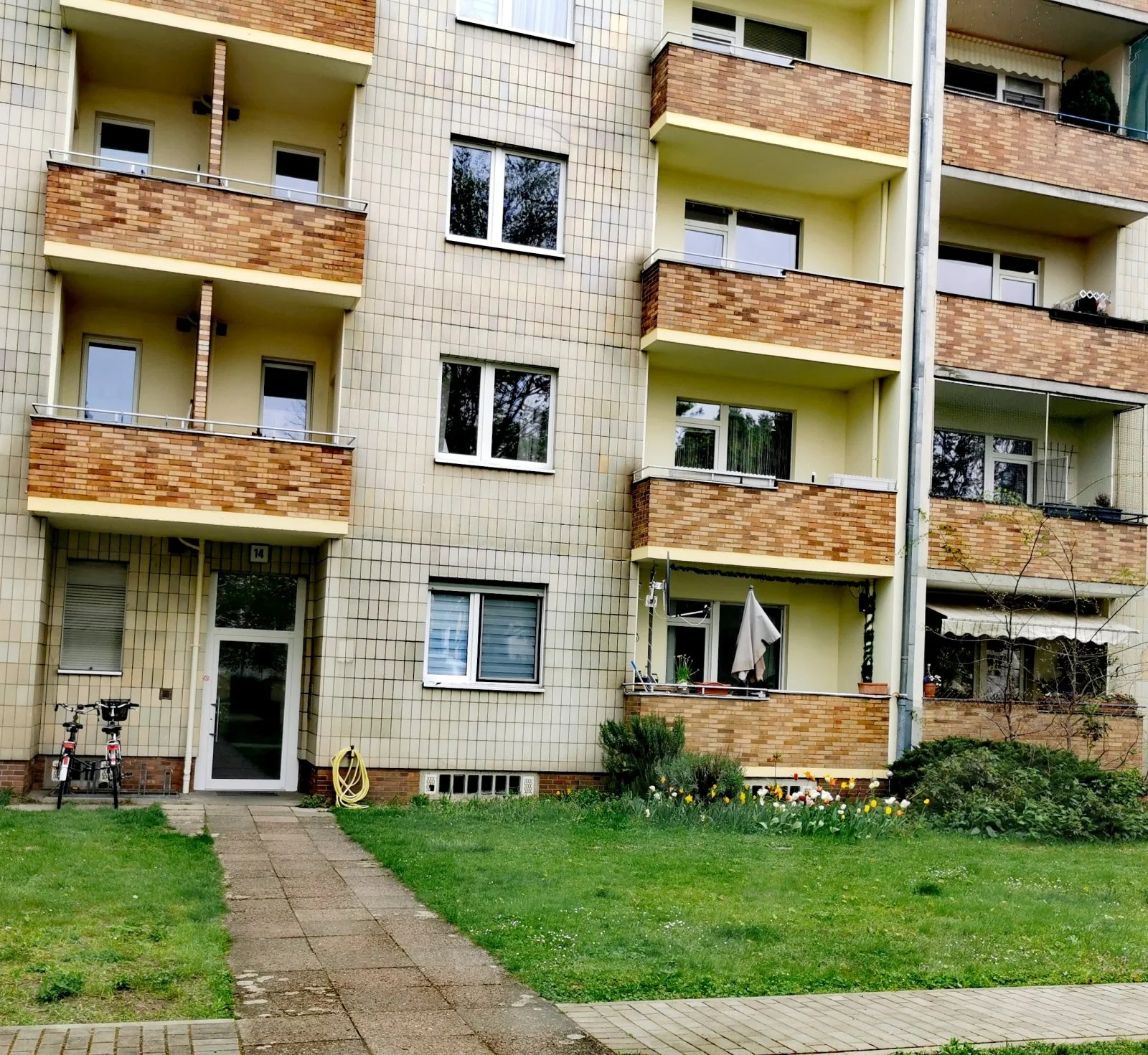 Für Kapitalanleger - vermietete 3-Zi-ETW in Charlottenburg!