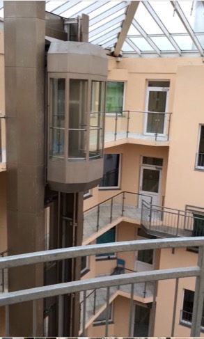 Wohnen im grünen helle schöne 2-R.-Wohnung ca.70m2 im 1.OG zu vermieten .